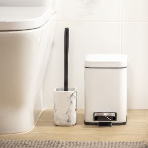 VIGAR ZENSE SQUARE WHITE METAL PEDAL BIN 3 L